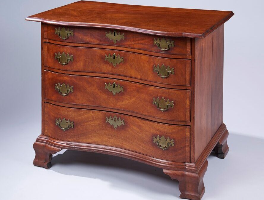 BLOCKED END, REVERSE SERPENTINE  ​CHEST OF DRAWERS