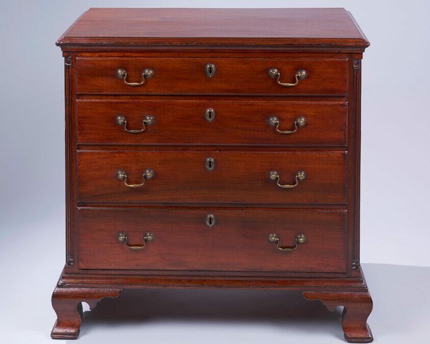NORTHERN SHENANDOAH VALLEY  ​CHEST OF DRAWERS